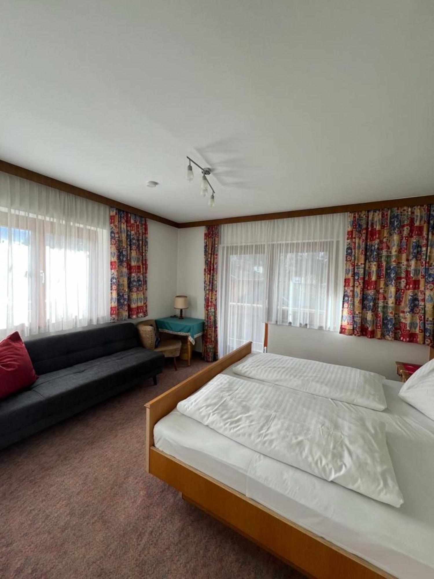 Ferienhaeuser Thalbach ハイリゲンブルート 部屋 写真