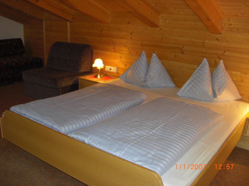 Ferienhaeuser Thalbach ハイリゲンブルート 部屋 写真