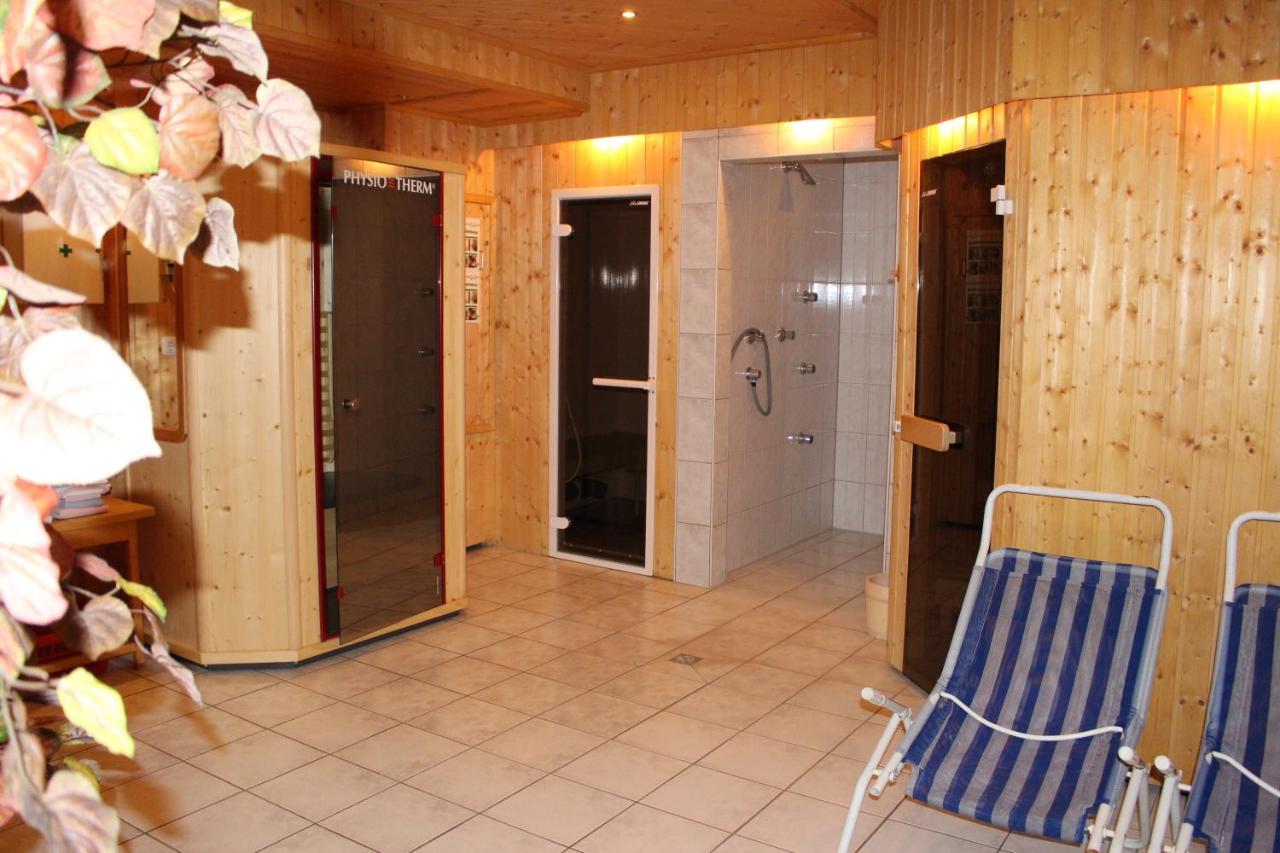 Ferienhaeuser Thalbach ハイリゲンブルート エクステリア 写真